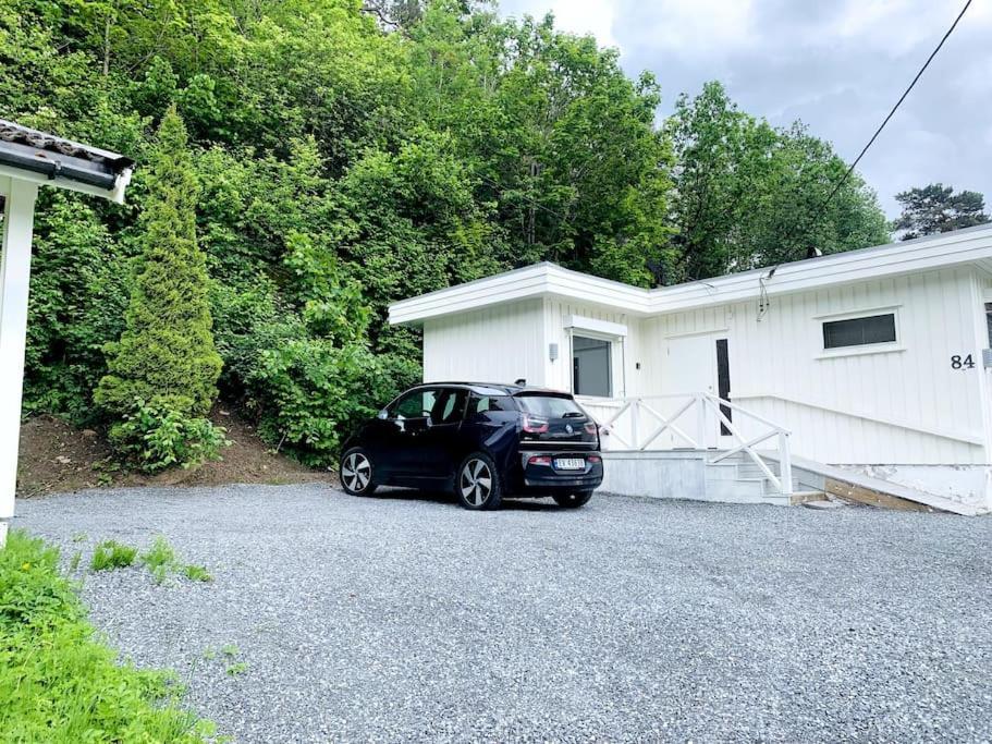 Renovated Sea Facing Cottage On The Eidanger Fjord พอร์ชกรุนน์ ภายนอก รูปภาพ